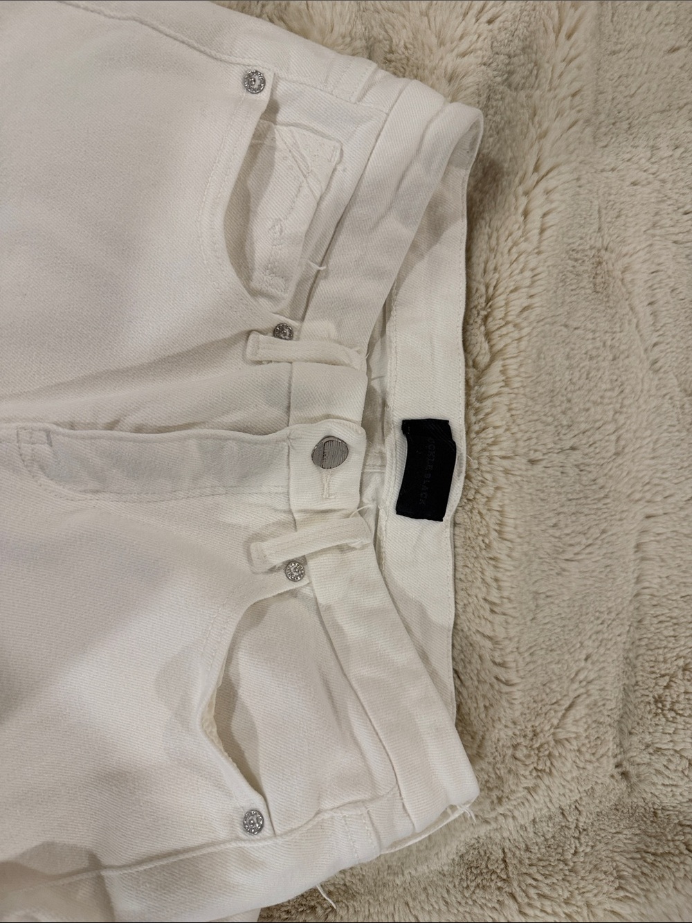 Buckle White Ankle & Cropped Jeans